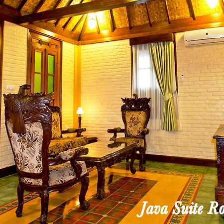 De Batara Hotel Bandung Extérieur photo