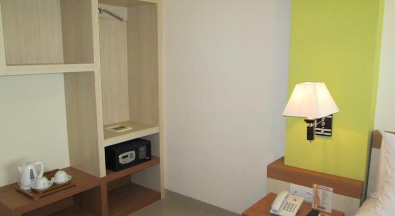 De Batara Hotel Bandung Extérieur photo