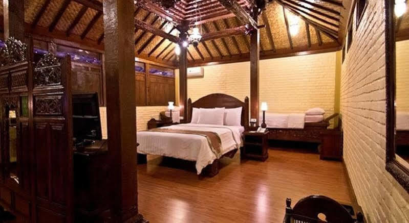 De Batara Hotel Bandung Extérieur photo